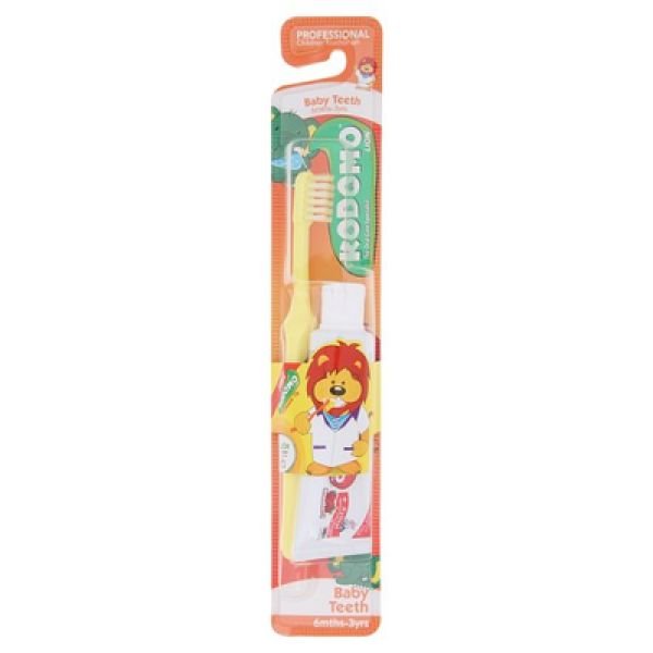 KODOMO TOOTHBRUSH (6M-2Y) WITH 15G TOOTHPASTE (1 SET)